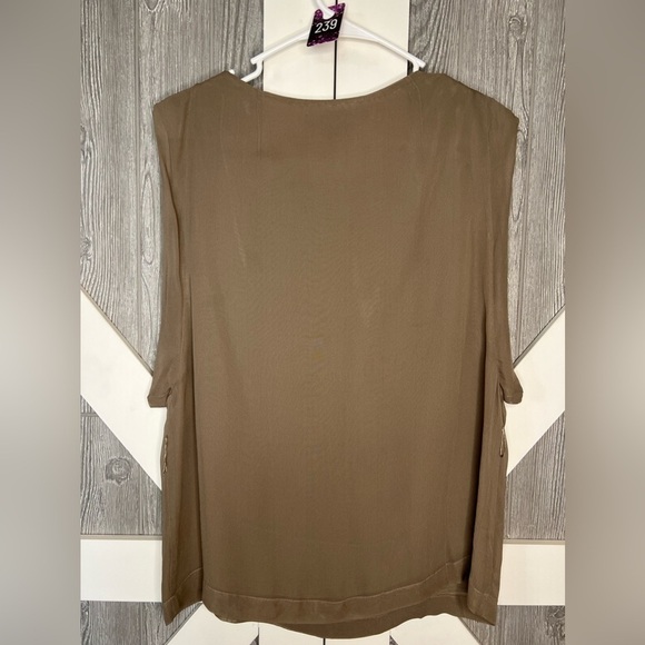 239. French Connection Beaded/Sequin Blouse size 8 - Picture 8 of 8